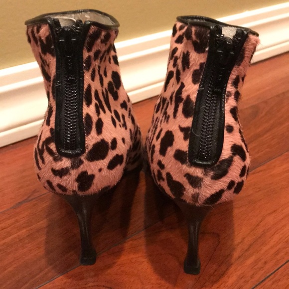 Costa Blanca pink leopard fur ankle boots - Picture 5 of 7